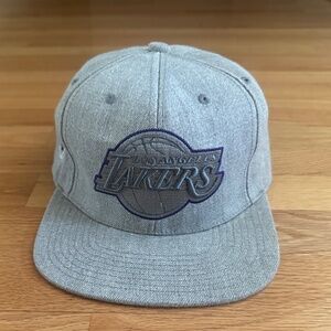 LA Lakers Snapback Flat Brim Gray Hat Cap